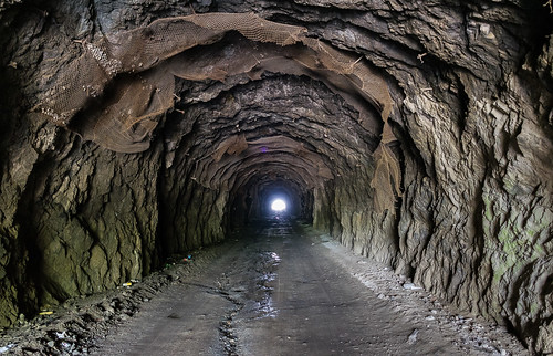 transilvânia transylvania cárpatos transfaragasan roménia romania nikond5300 nikon18140mm landscape paisagem túnel tunnel