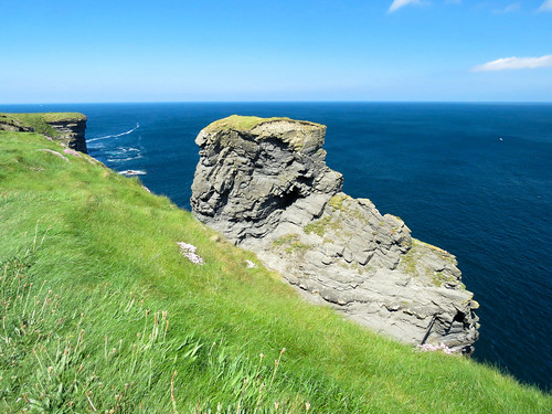 ireland éire eire clare county cliffs wildatlanticway sea ocean foohagh anfhuathach fooagh