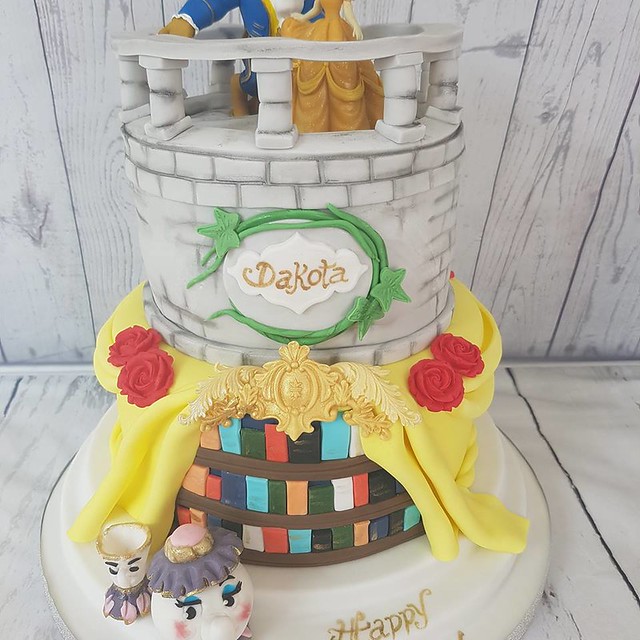 Cake by Clare Hayward of Clare's Cakery