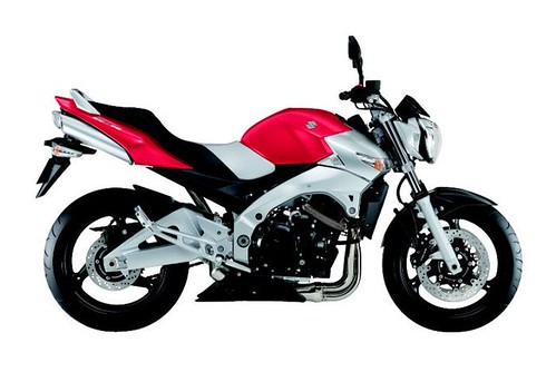 Suzuki GSR 600 2011 - Fiche moto