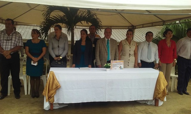 Este lunes se cumplió con la Hora Cívica en Unidad Educativa Manabí