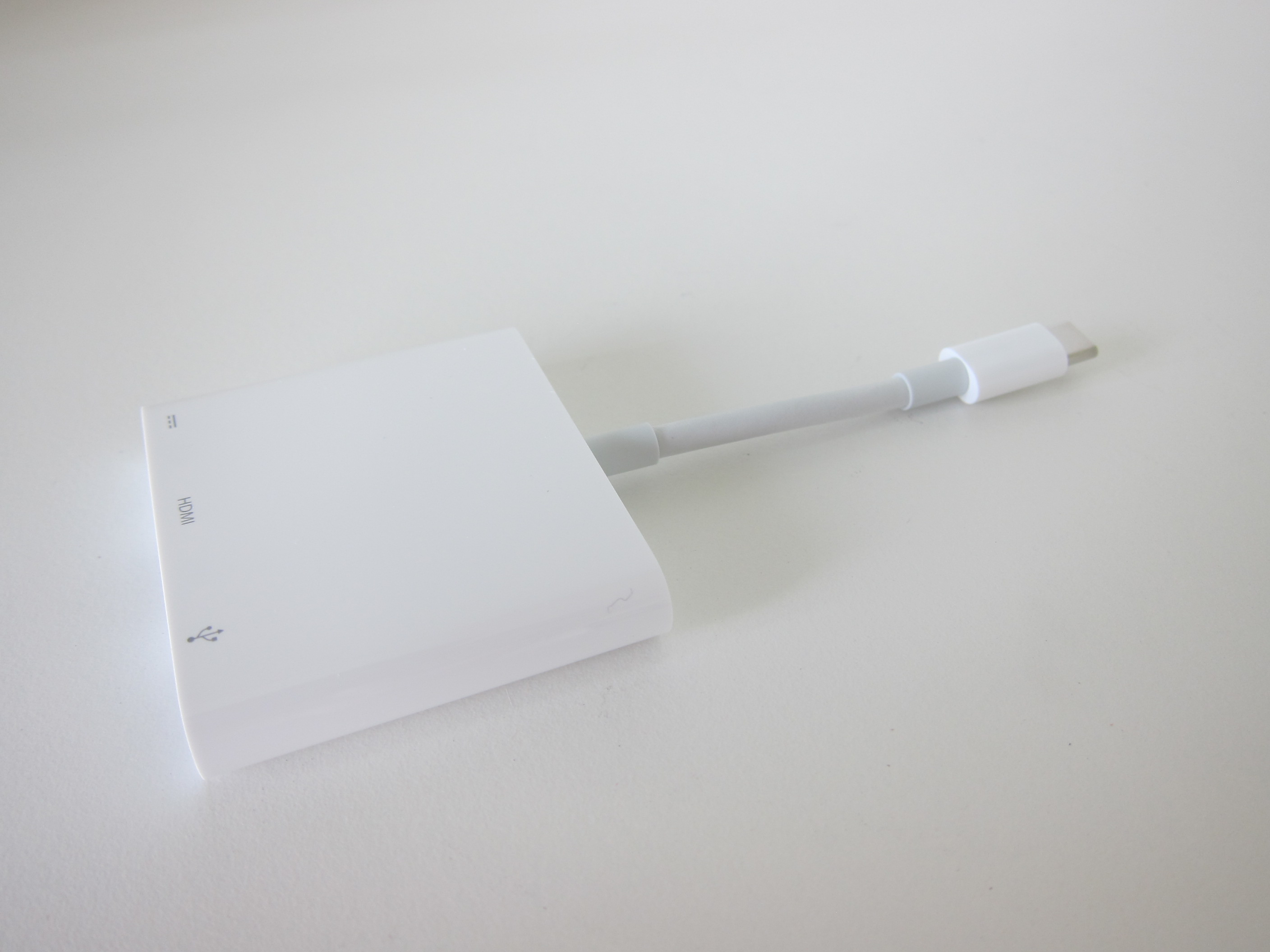Apple USB-C Digital AV Multiport Adapter « Blog | lesterchan.net