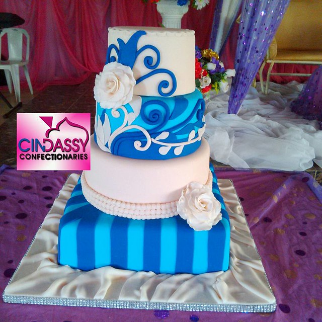 Cake by Cindassy Confectioneries