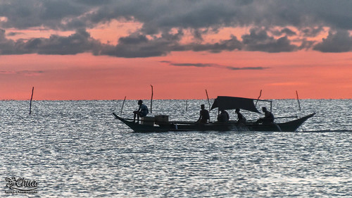 kalibo sunrise boat sea