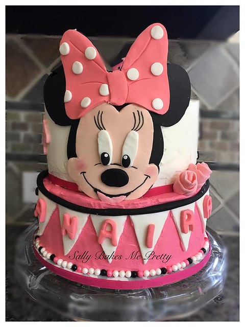 Minnie Mouse Cake by Sally Bakes Me Pretty