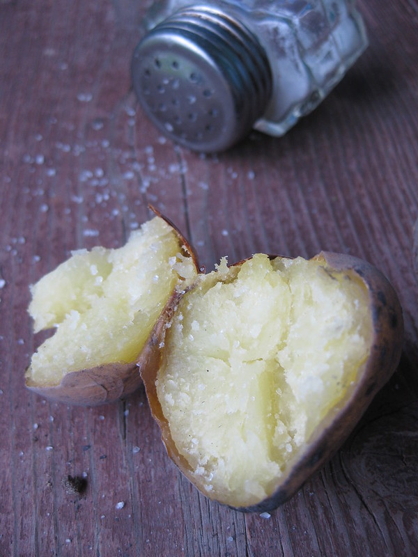 Potatoes Baked in Pechka