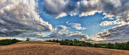 ultravividimaging ultra vivid imaging ultravivid colorful canon canon5dmk2 clouds sunsetclouds stormclouds rural scenic vista evening summer pennsylvania pa panoramic fields farm