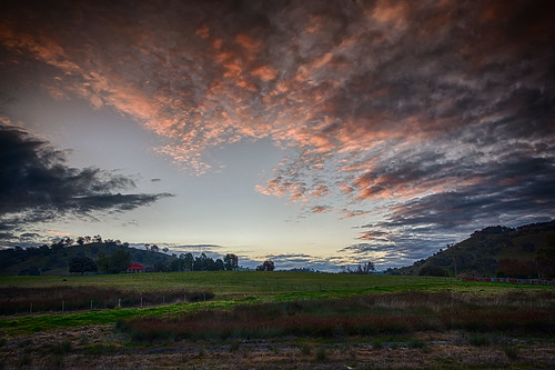 gundagai nsw humehighway hdr sky clouds australia nikond810 googlenik cloudy sunset dusk downunder roadtrip highdynamicrange newsouthwales