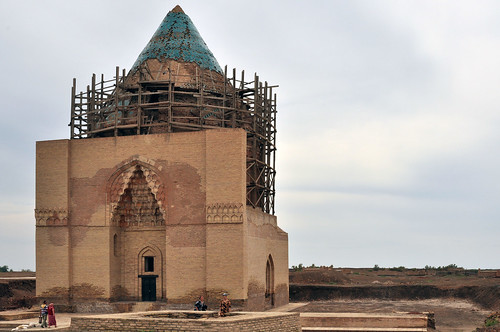 konyeurgench kunyaurgench köneürgenç turkmenistan brick mausoleum kunyeurgench tm
