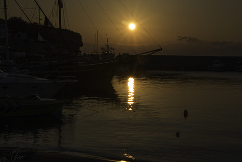 chersonissos kreta zonsopgang boot haven griekenland gr sunrise greece harbour hersonissos crete light