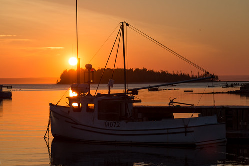 canada canon70d novascotia shoreline sunset boats fishingboat ocean outdoors