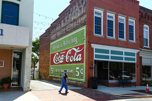 canon 6d 24105mml lens laurenssc coca cola coke upstate south carolina vintage wall advertising ad signs nostalgia rural vanishing southern america usa landscape southernlife downtown uptown city square