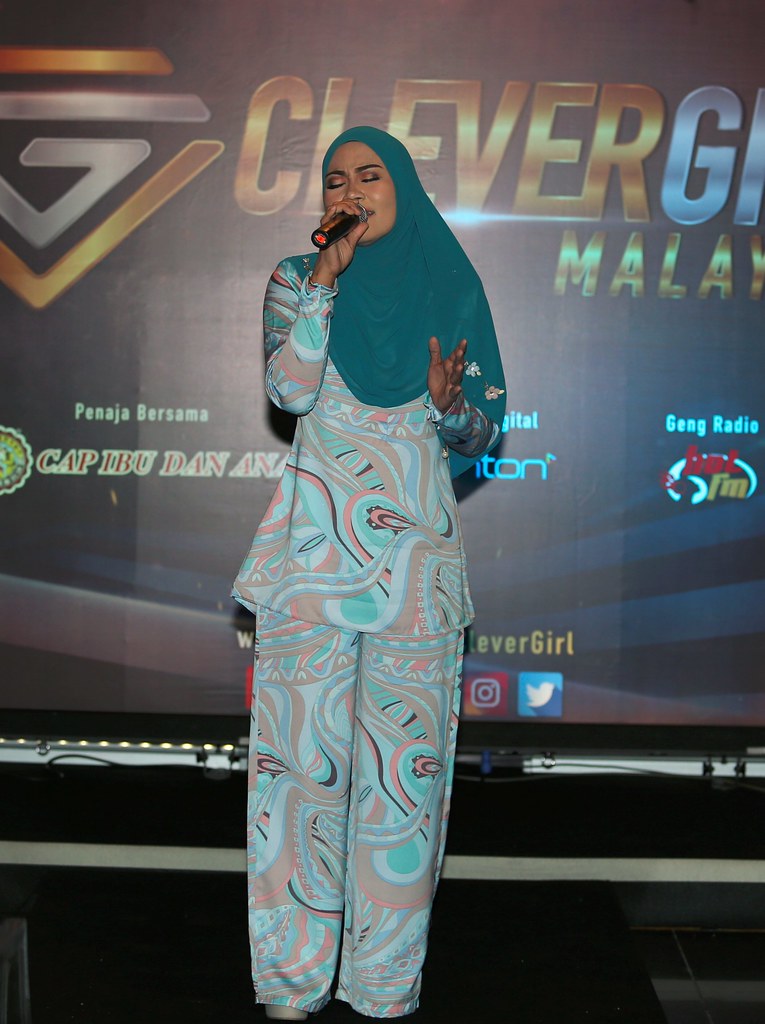 Alif Satar / Clever Girl Malaysia