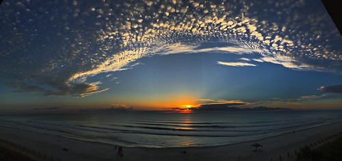 newsmyrna beach vacation family sky weather sunrise cloud foursquare:venue=4e3b41d4aeb73139a15c995a