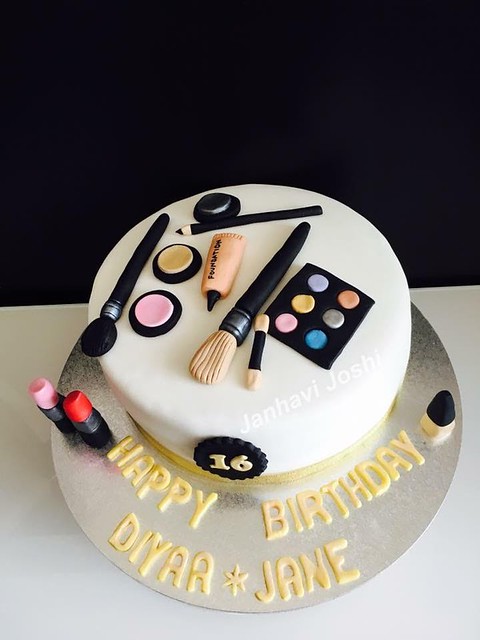 Cake by Art On Bake