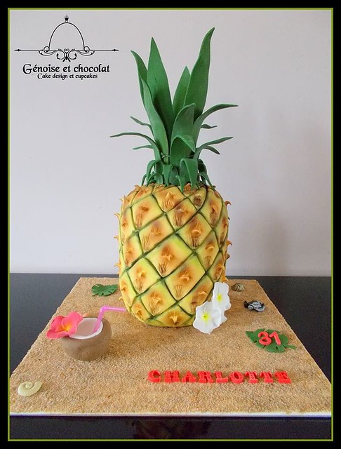 Pineapple Cake by Delphine Charles-Bernaud of Génoise et chocolat