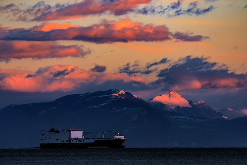 europe italy italia amalfcoast sunset clouds sea boat bateaux