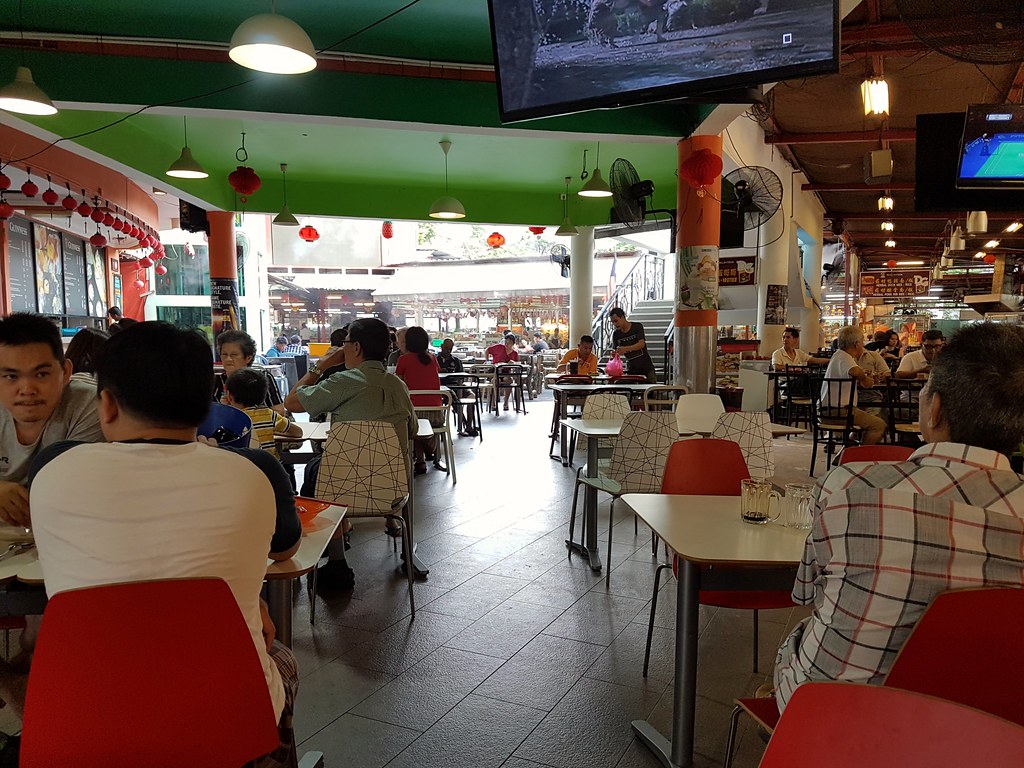 @ DG Food Court Taman Wawasan Puchong