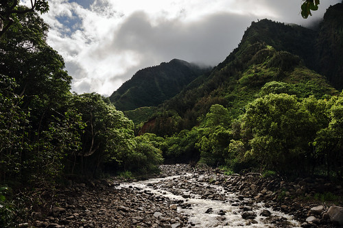 rainforest river mountain iaovalley stream clouds maui