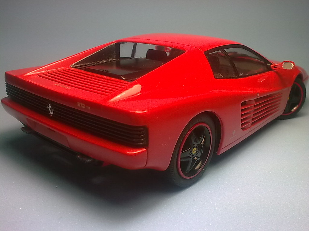 MT: Ferrari 512 TR Europa Fujimi 1/24 36169955996_72b2cbf6a3_b