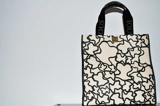tous k12 bag something fashion blogger españa moda fashionblog, how to wear streetstyle all white