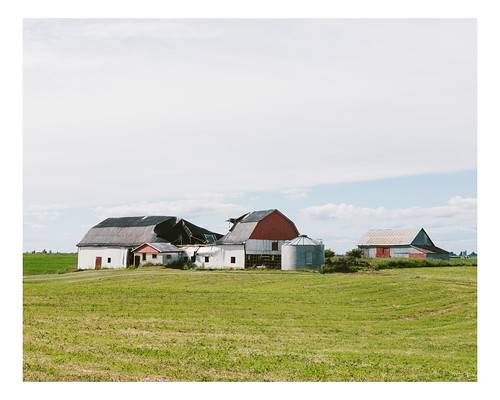 vscofilm landscape decay farm canada rural quebec barn topographies hébertville québec ca