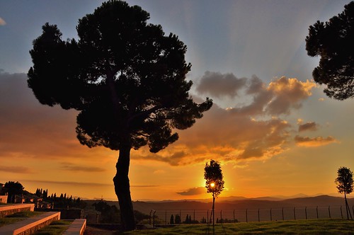 sunset goodlight montalcino italy tuscany stevelamb nikon d90 nikkor 18200mmvr