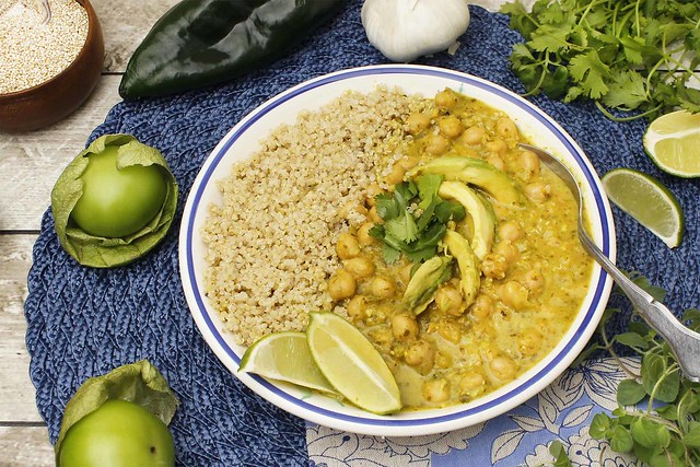 roasted-tomatillos-chickpea-curry-2