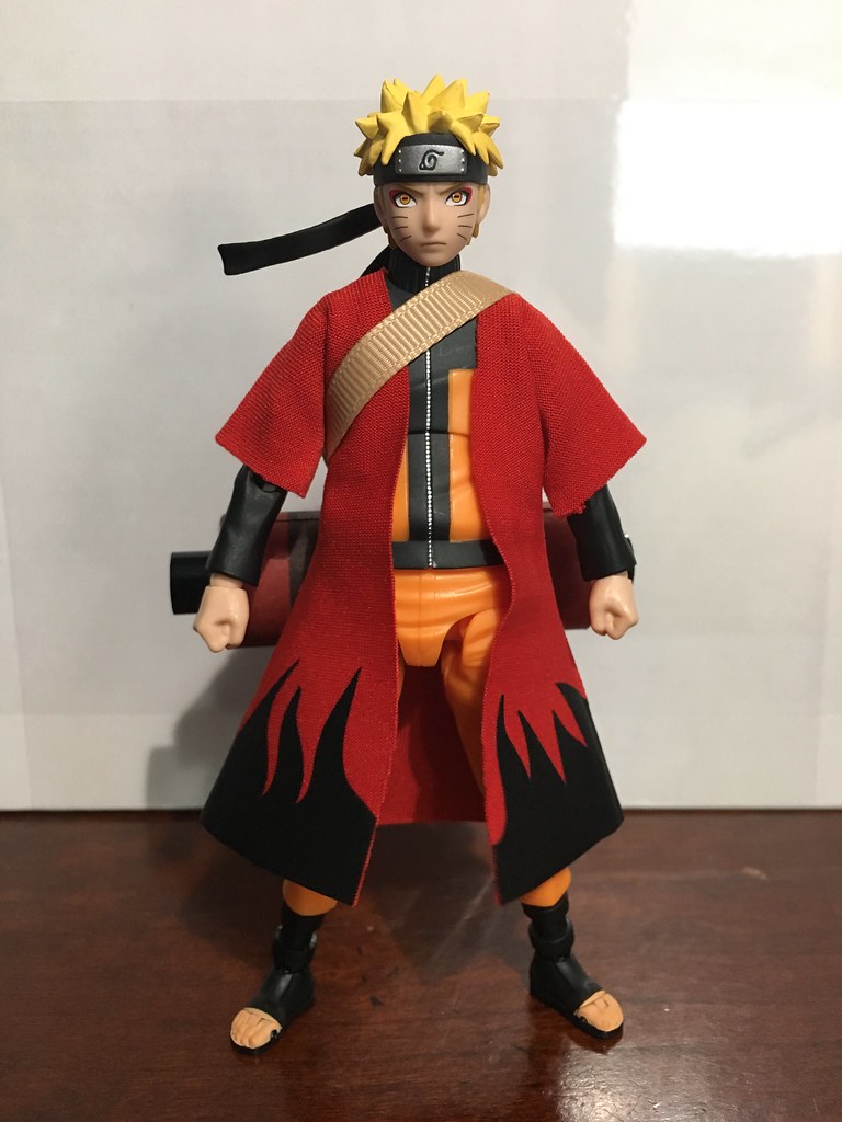 Figuarts Naruto w/ Custom Robe