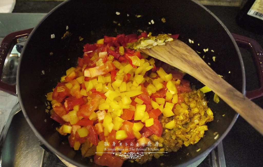孤身廚房-Staub媽咪鍋煮超滿的印度蔬食花椰菜咖哩60