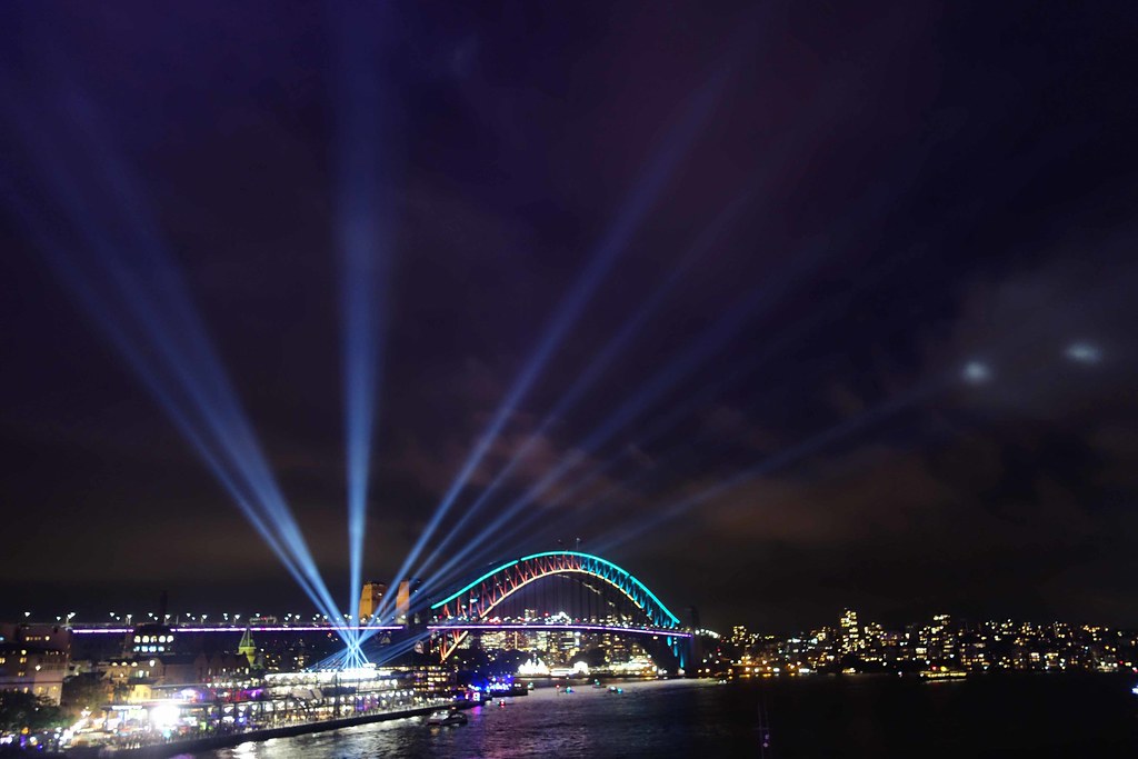 Sydney - Vivid Festival - Hourbour Bridge 7