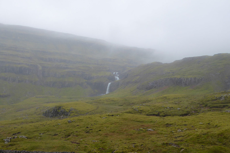 Islandia o como viajar al planeta del hielo y el fuego - Blogs de Islandia - Día 8: Llueve sobre mojado (3)