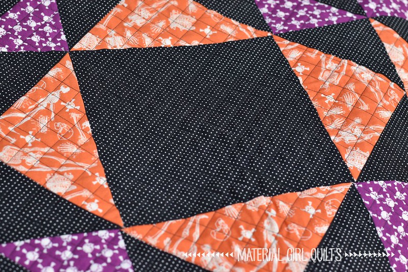 Homespun Halloween table topper quilt by Amanda Castor of Material Girl Quilts