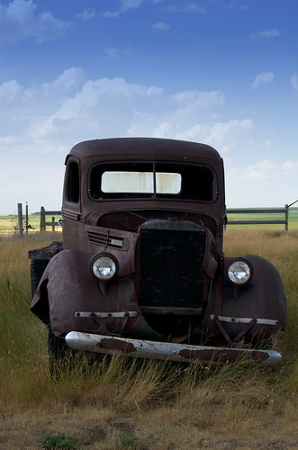 monarch rusty abandoned vehicle アルバータ州 alberta canada カナダ 7月 七月 文月 shichigatsu fumizuki bookmonth 2017 平成29年 summer july