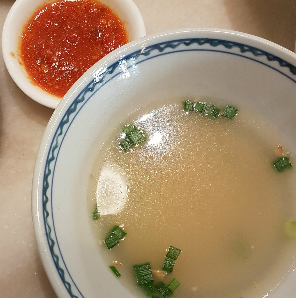 雞湯 Clear Chicken Brooth Soup (Nam Yu Pork set $28.80) @ 啉咖啡 Lim Ko Pi Damen USJ 1