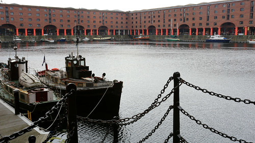 A walk around Liverpool Pier Head and Albert Docks