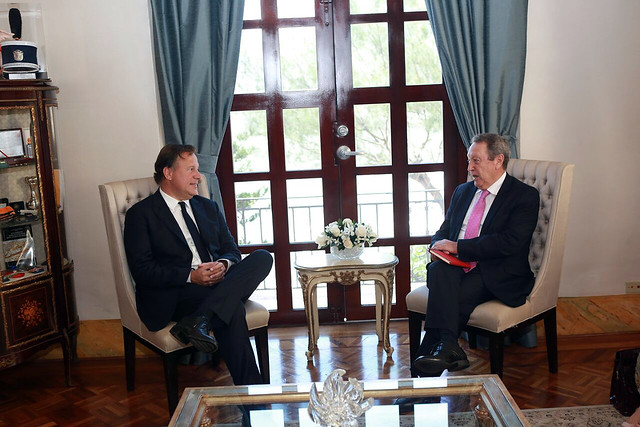 Secretario General del SICA, Vinicio Cerezo sostiene reunión con Presidente de Panamá Juan Carlos Varela