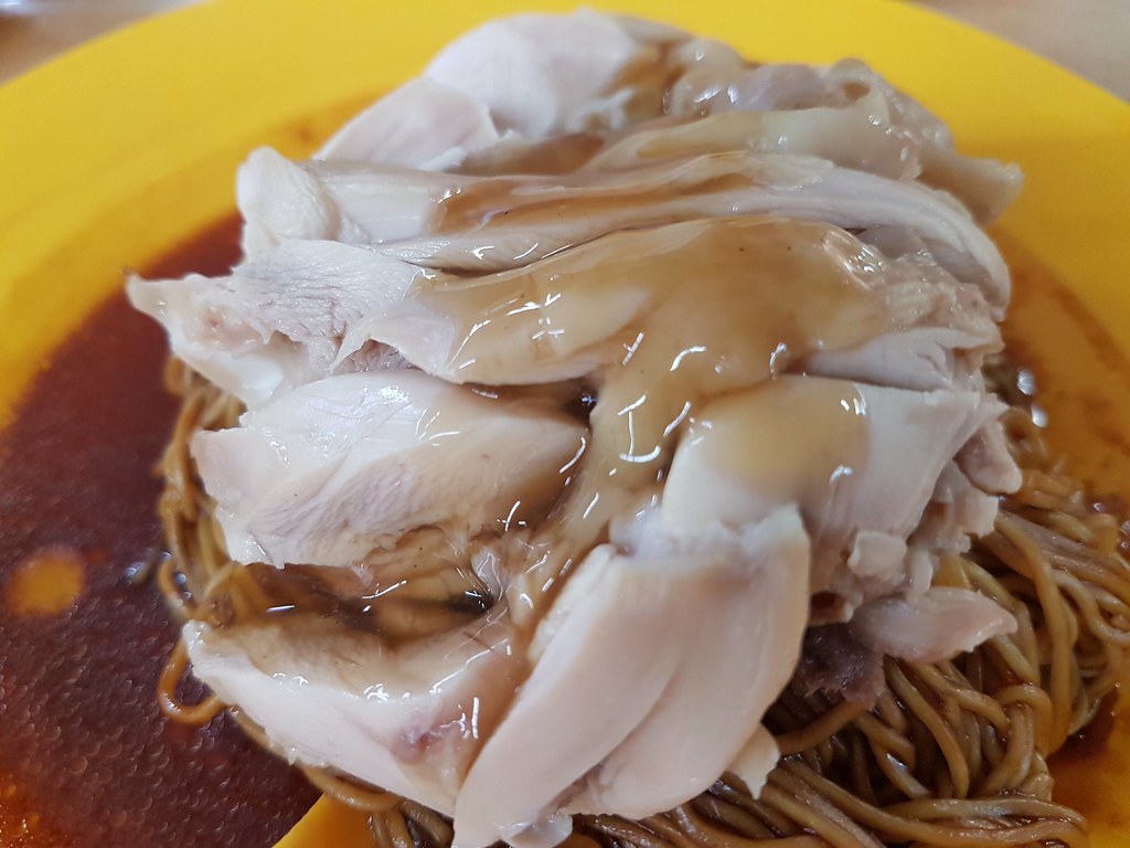 滑鸡云吞面 Chicken Wan Ton Mee $6 @ Do Re Mi Restaurant at PJ Ara Damansara