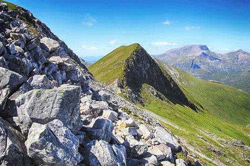 nagruagaichean maidens mamores mountain munro mountains mountainside summit peak scotland countryside outside outdoor scenic scenery bluesky bennevis cliff rock boulder scree view