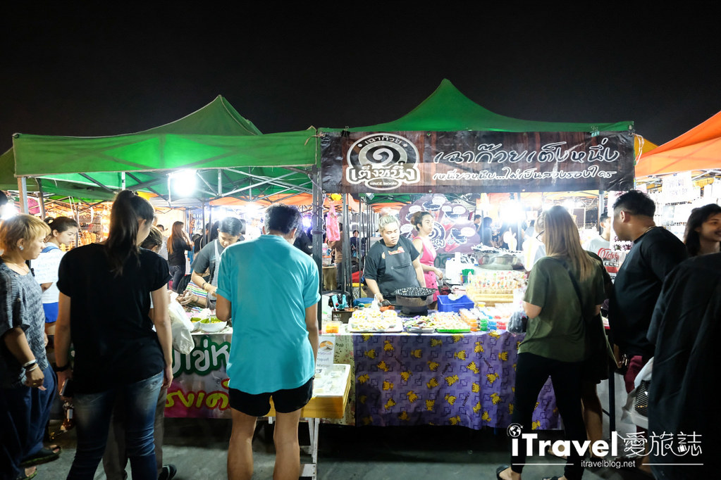 曼谷空佬2号夜市 Klong Lord 2 Market 11