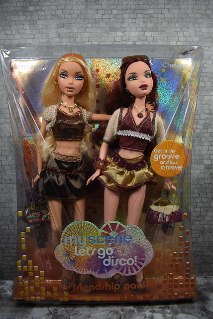 2006 Barbie My Scene Let's Go Disco! Friendship Pack Kennedy & Chelsea K4414 (4)