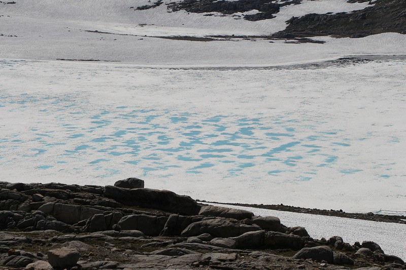 Zoomed-in view of blue ice in the center of Desolation Lake