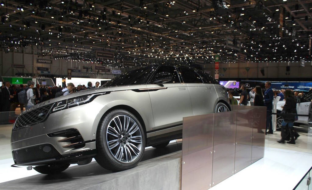 Range-Rover-Velar-front-quarter-at-the-Geneva-Motor-Show