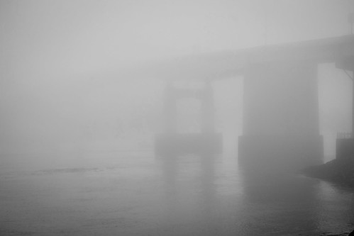 fog mist water sea seascapes landscapes cityscapes bridges bw blackwhite blackandwhite noiretblanc monochrome outside nature lines light shadows dark shore beach mood wet