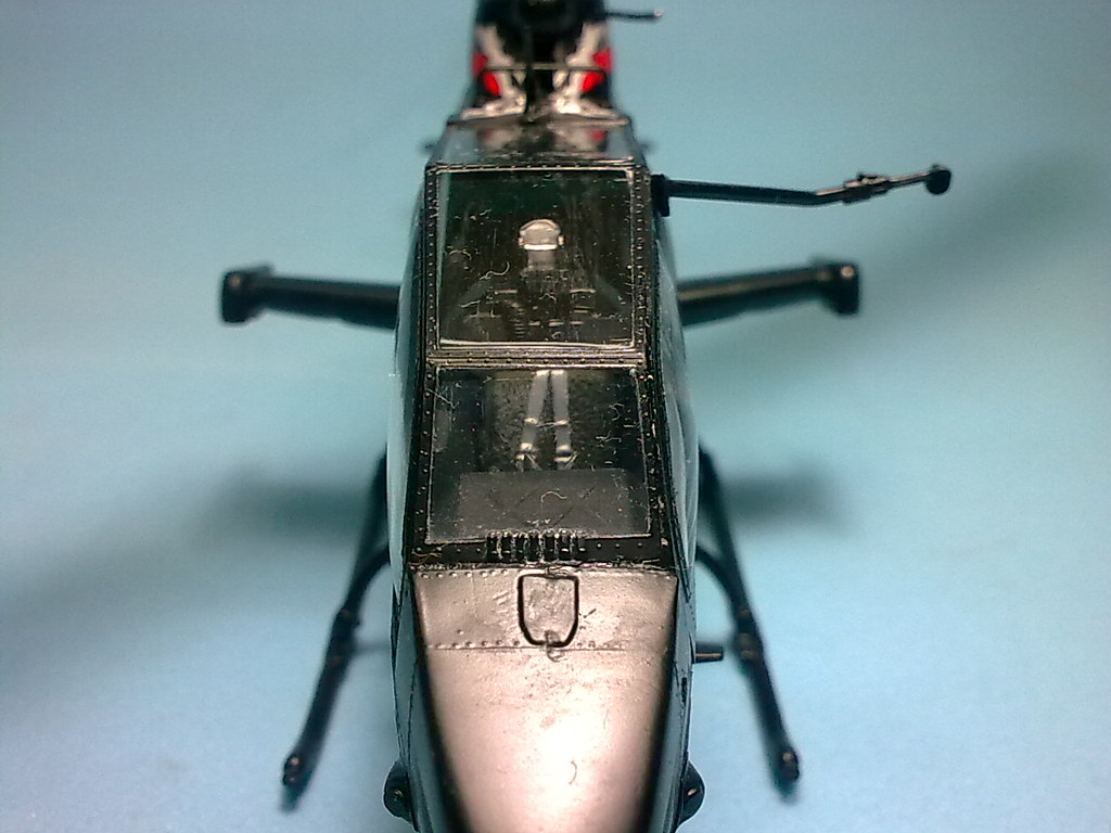 MT: BELL AH-1F COBRA RED BULL - REVELL ESC.1/48 36208916496_99c18e7781_b