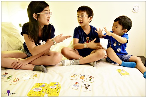 【玩桌遊的樂趣】—用桌遊啟發孩子與促進親子感情。東雨文化