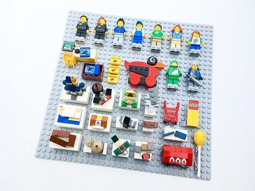 LEGO Brand Store - Minifigures  Accessories