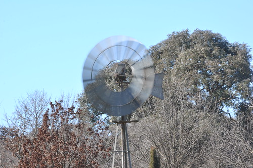 8-foot Southern Cross IZ pattern (IZB) windmill; Yass River, NSW, Australia