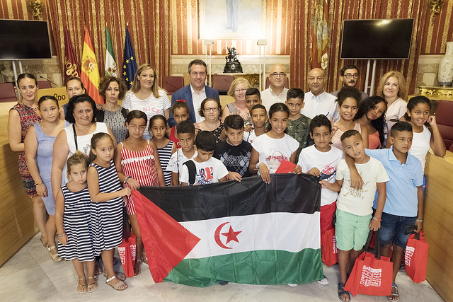 Recepción de niños y niñas saharauis en el ayto. de Sevilla
