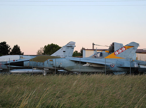 103 33-FU Mirage F1 Orange-Museum 20-05-17